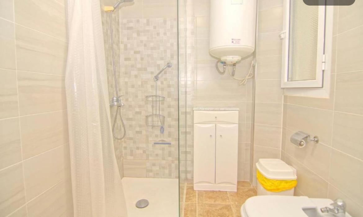 Guest House Mota Малага Экстерьер фото