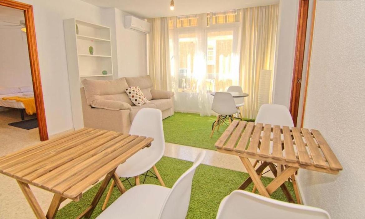 Guest House Mota Малага Экстерьер фото