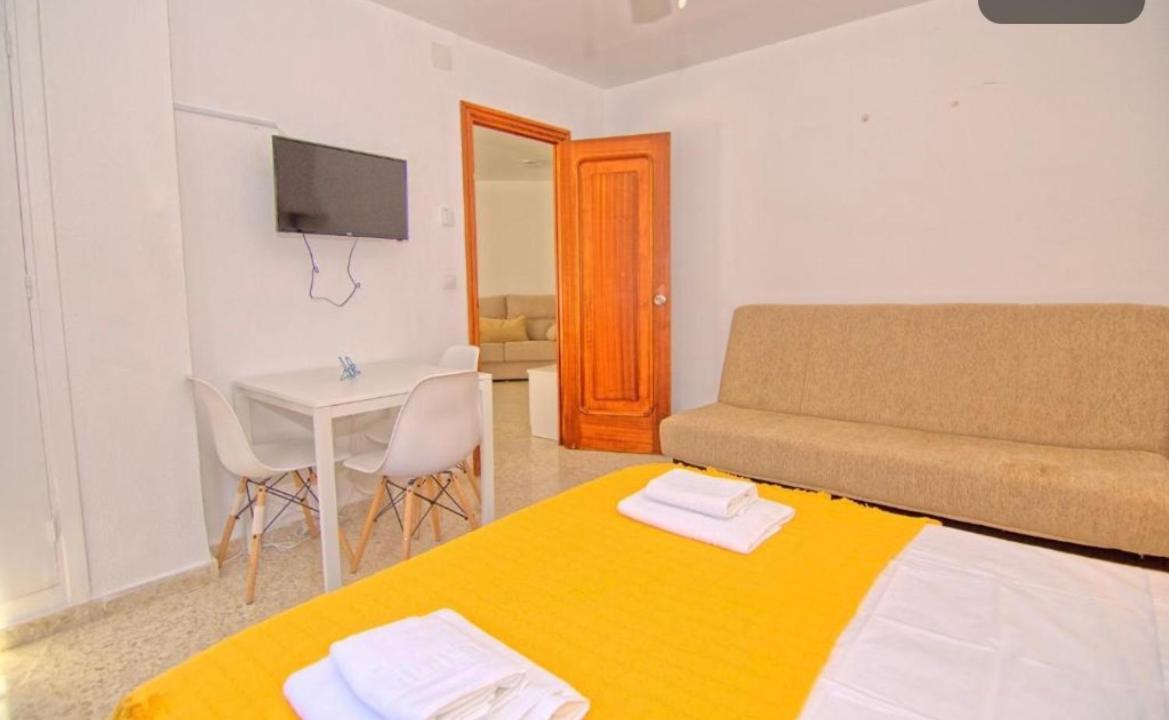 Guest House Mota Малага Экстерьер фото